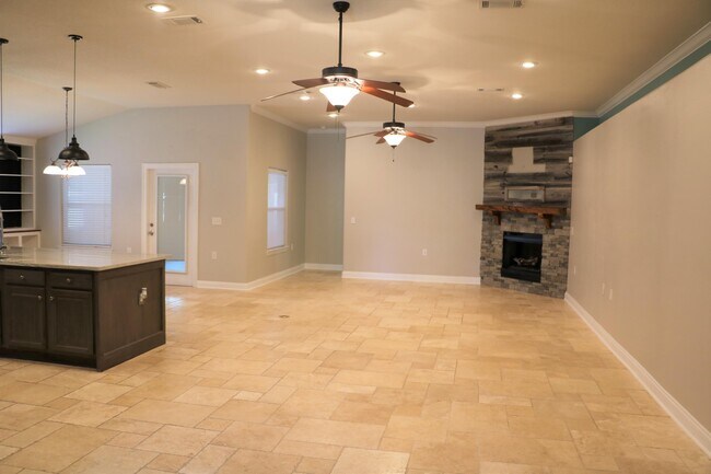 Building Photo - 6420 Old Harbor Ct