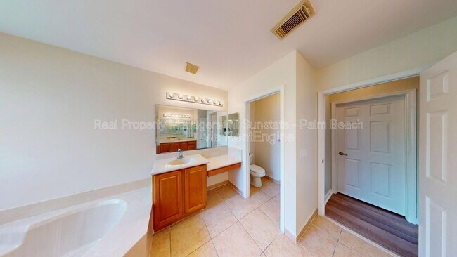 Building Photo - 6786 Aliso Ave