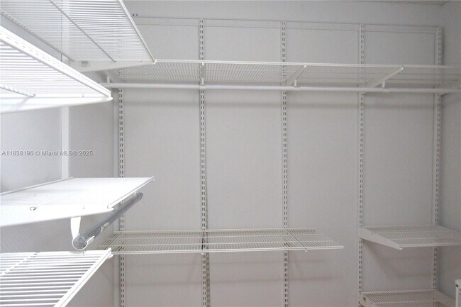 Building Photo - 17278 SW 139th Ct