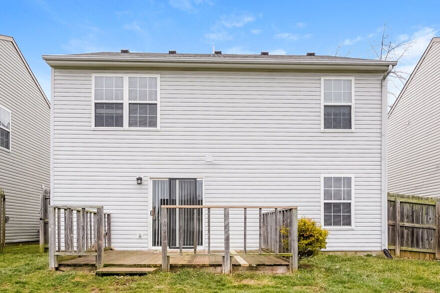 Building Photo - 8129 Maple Stream Ln