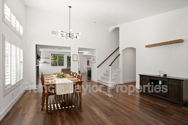 Building Photo - 285 Oak Valley Ln