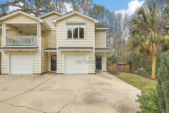 Building Photo - 2882 Mackenzie Ct