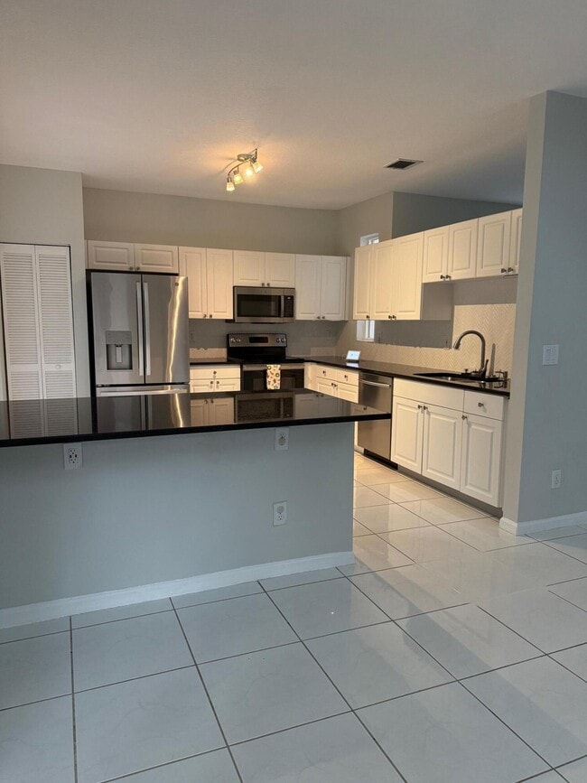 Building Photo - 15258 SW 51st St