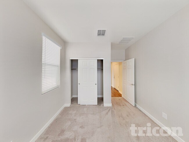 Building Photo - 2929 N 28th St