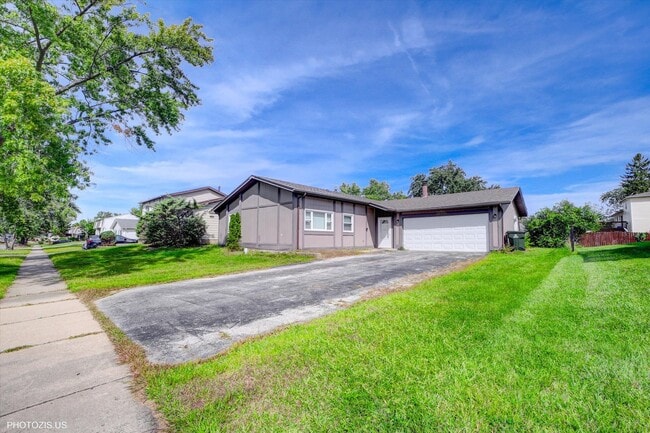Primary Photo - 17861 Princeton Ln