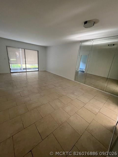 Building Photo - 1351 SW 125th Ave