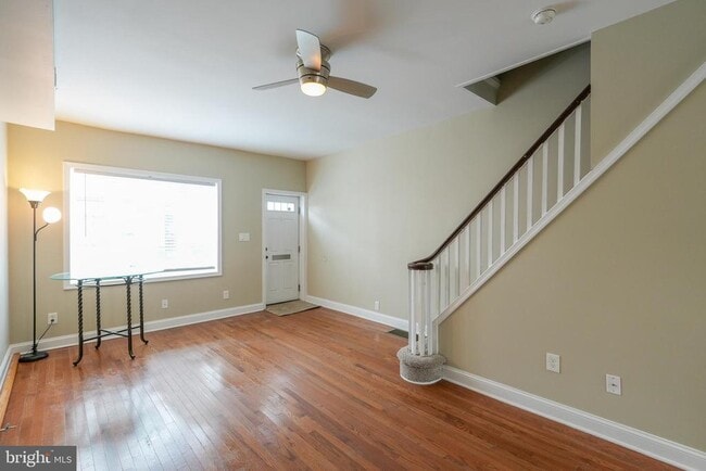 Building Photo - 137 Durfor St