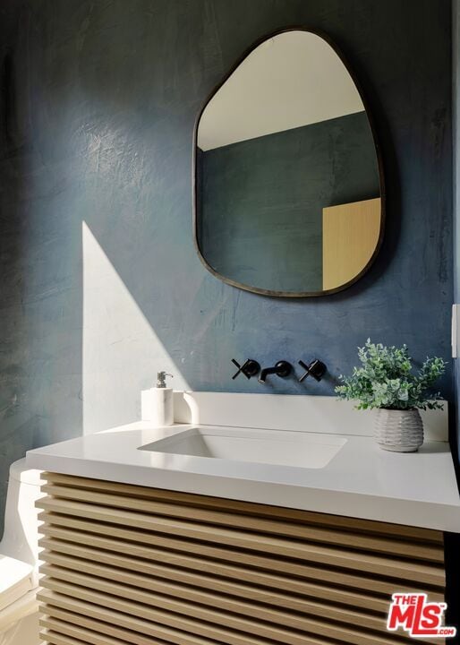 Building Photo - 9064 Harland Ave