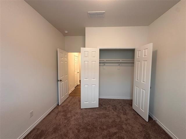 Building Photo - 663 Saxony Dr