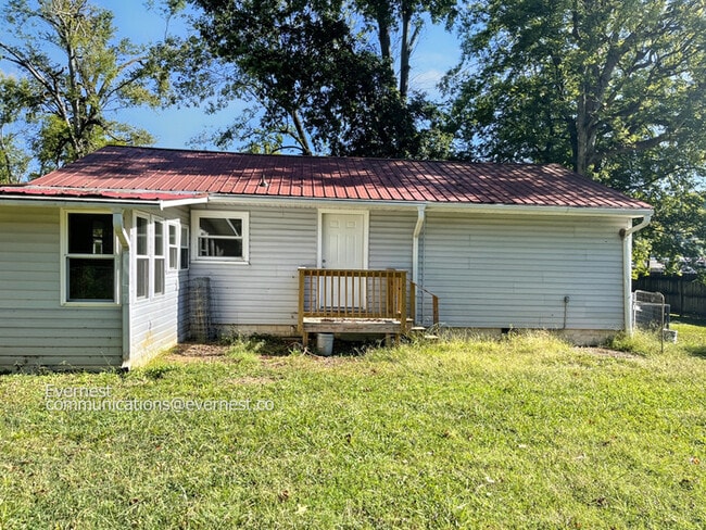 Building Photo - 3316 Browndell Dr