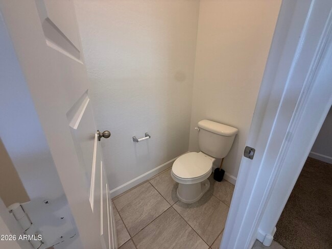Building Photo - 1723 W Sombra Ave