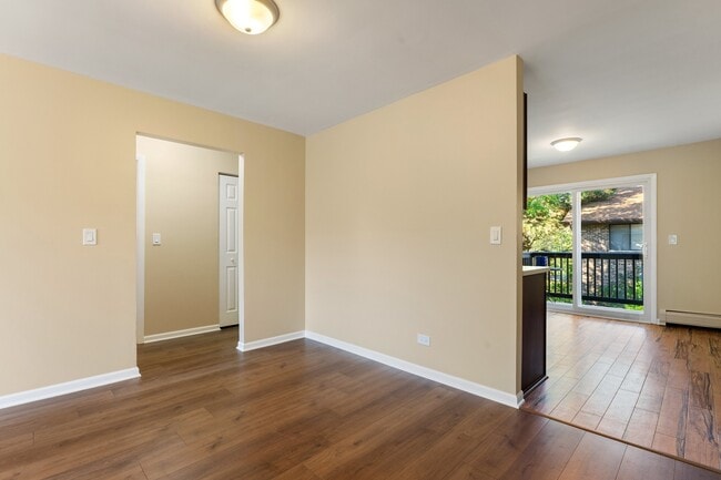 Building Photo - 514 Brookside Dr