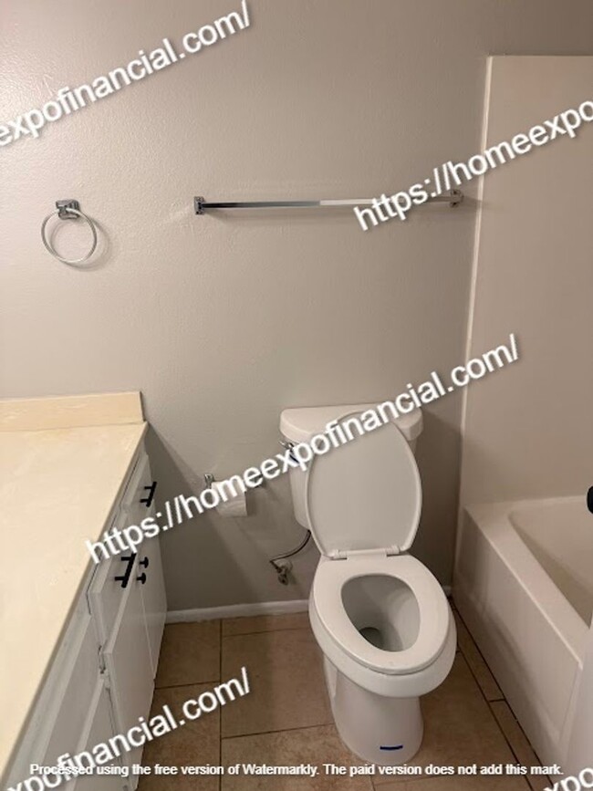 Building Photo - Nice house for rent