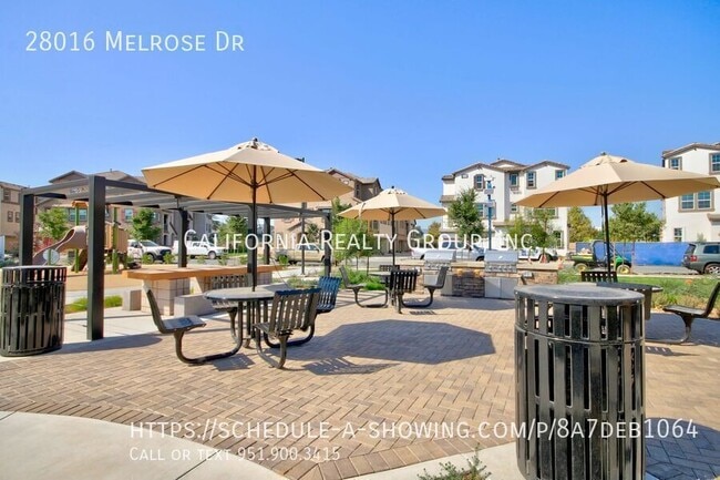 Building Photo - 28016 Melrose Dr