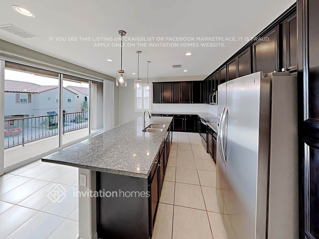 Building Photo - 4282 E Toledo St