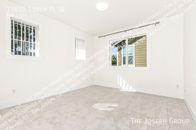 Building Photo - 17850 110th Pl SE