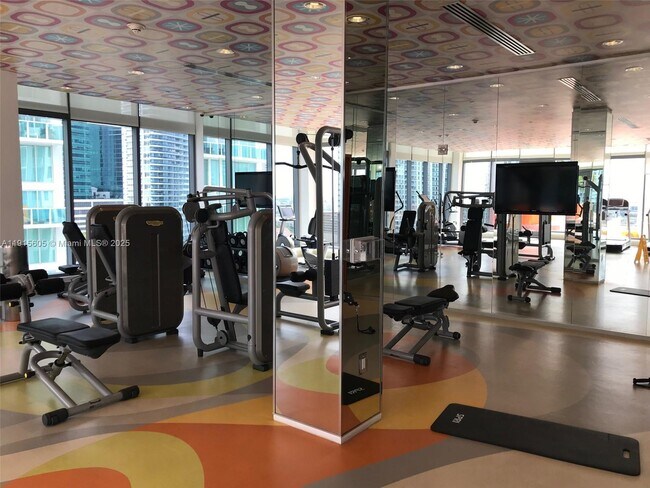 Building Photo - 31 SE 6th St