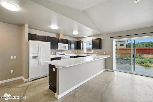 Building Photo - 1115 Spring Dr