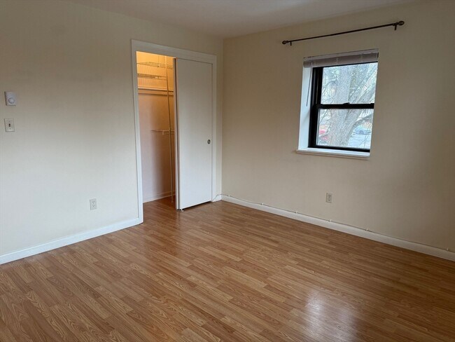 Building Photo - 1325 Worcester Rd