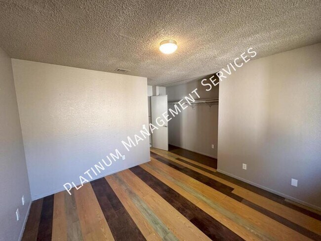 Building Photo - 37609 15th St E