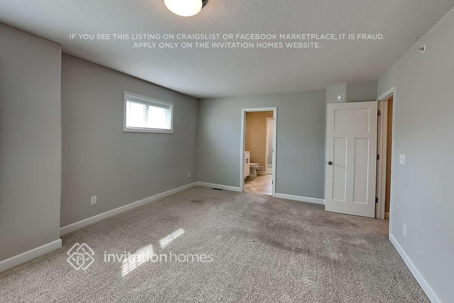 Building Photo - 10916 Zest St NE