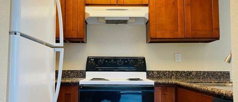 Building Photo - 718 Cassaday Ct