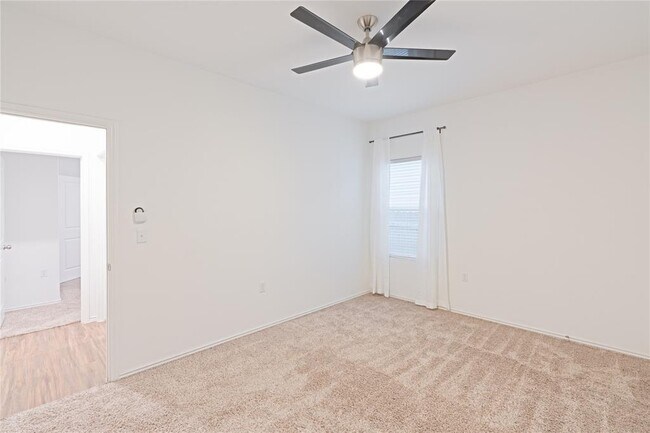 Building Photo - 2308 Nightview Dr