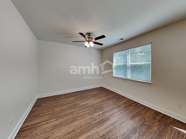 Building Photo - 6188 Bridlewood Ln