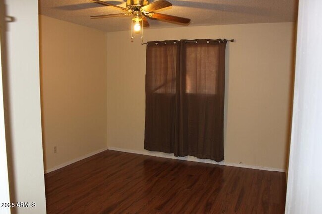 Building Photo - 2605 S Rita Ln