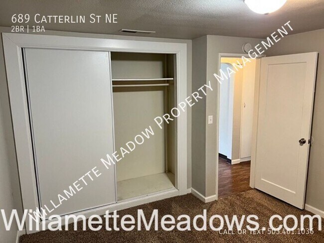 Building Photo - 689 Catterlin Ave. NE