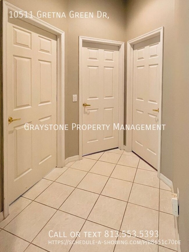 Building Photo - 10511 Gretna Grn Dr