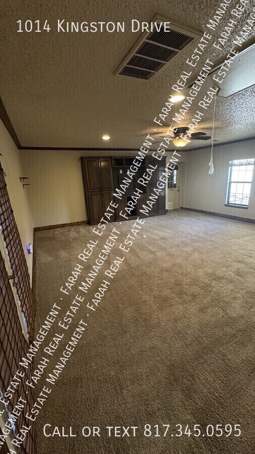 Building Photo - 1014 Kingston Dr