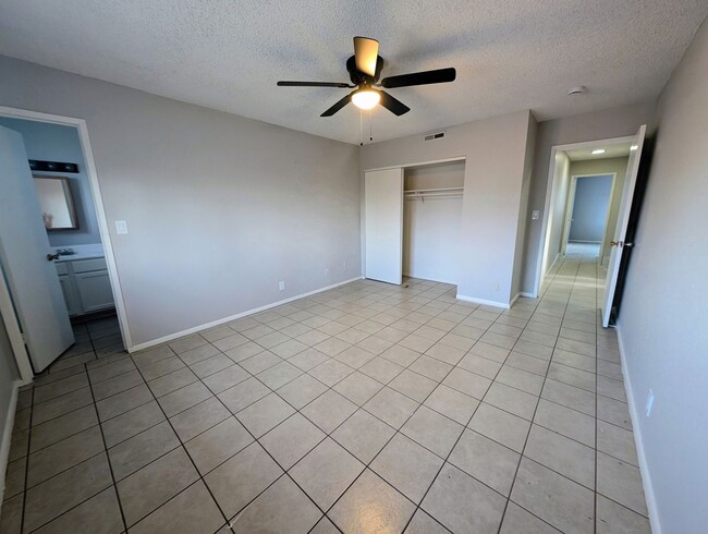 Building Photo - 4-bedroom house with a 2-car garage availa...