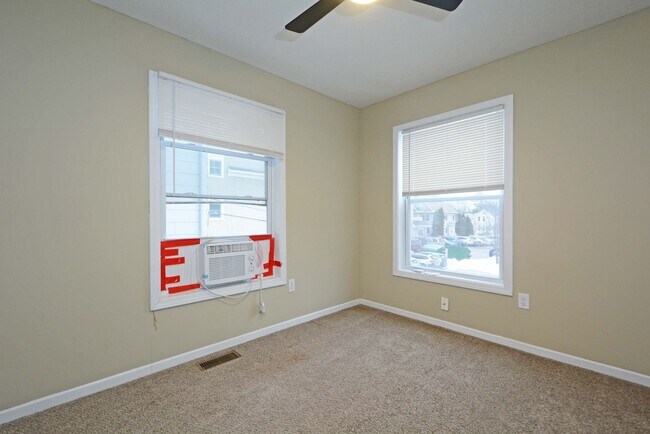 Building Photo - *$1,000 OFF Monthly Rent Through Summer!* Renovated 5-BR, 2-BA