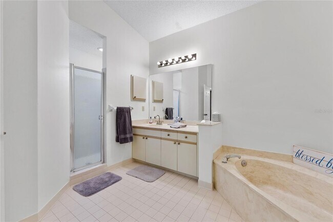 Building Photo - 1714 Starling Dr