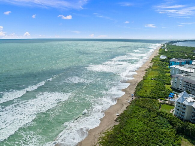 Building Photo - Beachwalk of Stuart