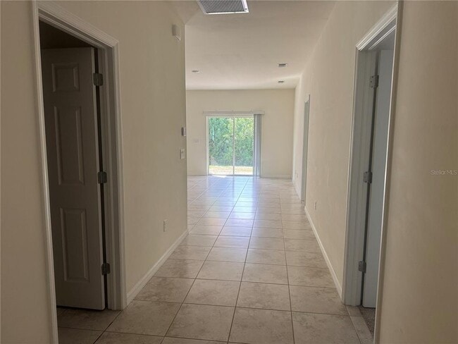Building Photo - 108 Boxwood Ln