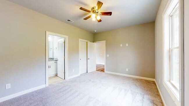 Building Photo - 1512 Williamson Rd