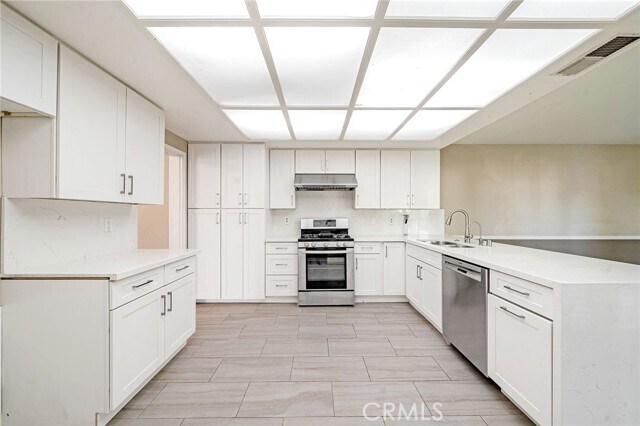 Building Photo - 620 Inverness Ct