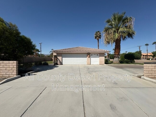 Building Photo - 78823 Ave 42