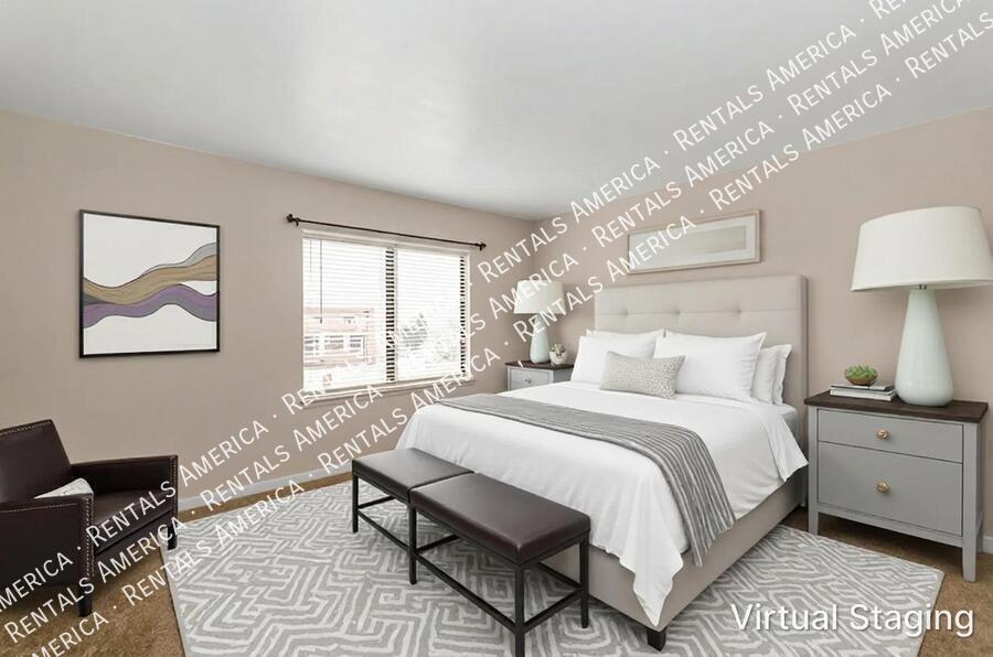 Building Photo - 6351 N Barcelona Ct