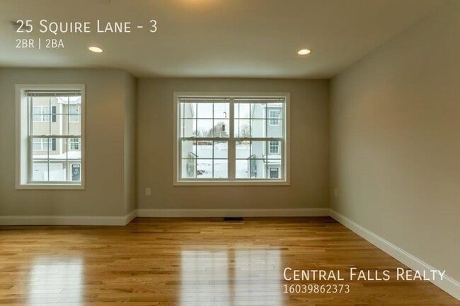 Building Photo - 25 Squire Ln