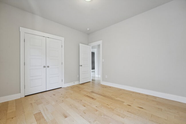 Building Photo - 444 Beacon Ridge Blvd