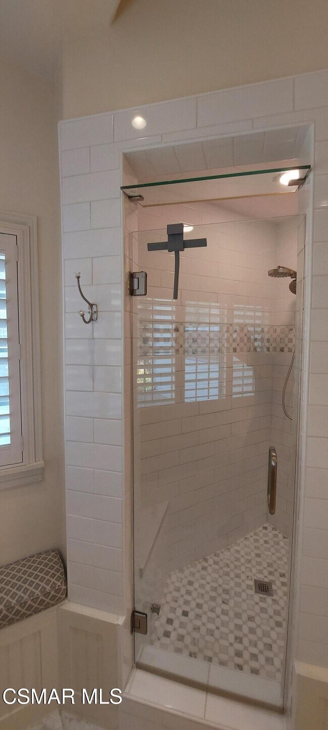 Building Photo - 5892 Indian Crest Cir