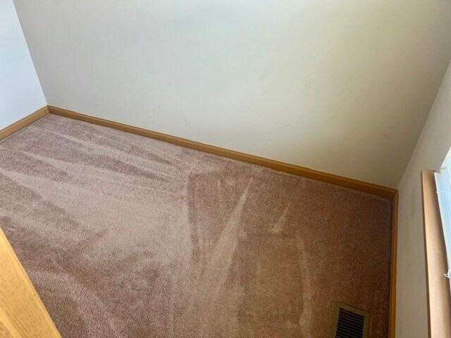 Building Photo - 2213 Carpenter Ave