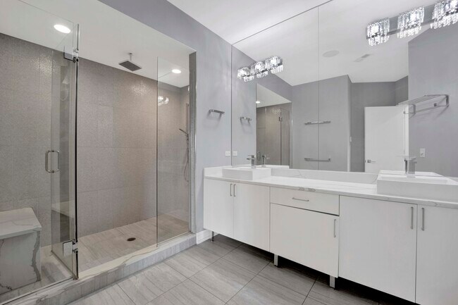 Building Photo - 650 N Morgan St
