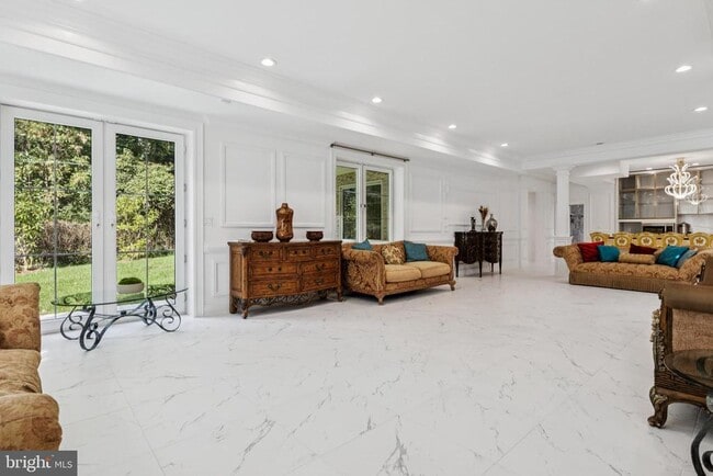 Building Photo - 855 Dolley Madison Blvd