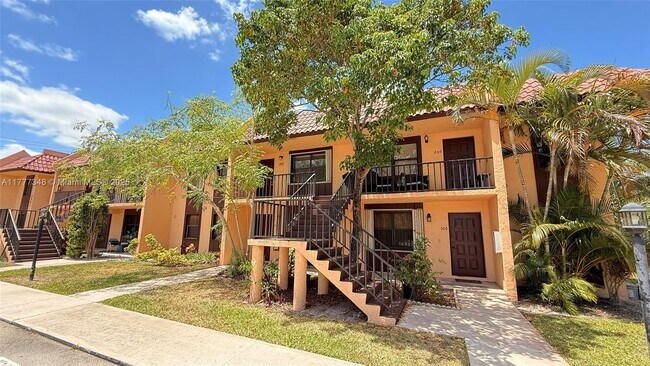 Building Photo - 5987 Forest Hill Blvd