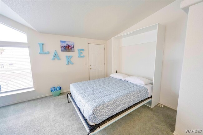 Building Photo - 3391 S Ridge Ave