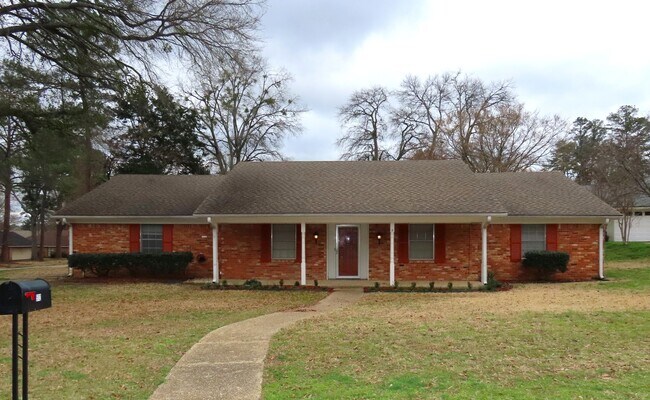 Primary Photo - South Tyler! Beautiful 4 Bedroom, 3 Bath House
